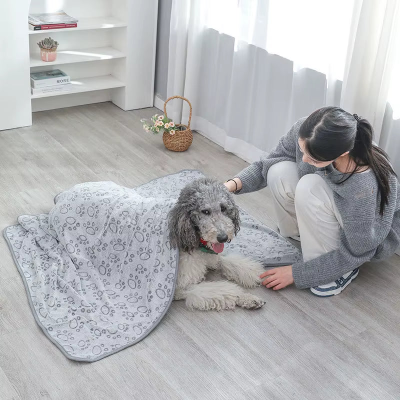 Pet Blanket & Throw-Durable Soft Breathable Eco-Friendly for Dogs & Cats Versatile Use Indoor/Outdoor Coral Fleece